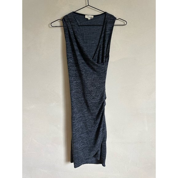 Aritzia Dresses & Skirts - Aritzia Gray Gathered Midi Dress SZ XS